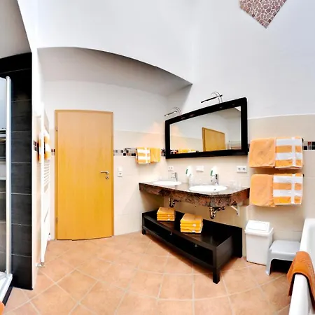 מלון Vakantiehotel Der Brabander 4*