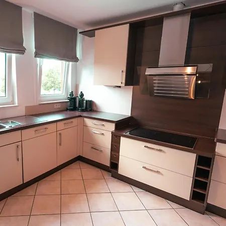 Apartment Vakantiehotel Der Brabander 4*